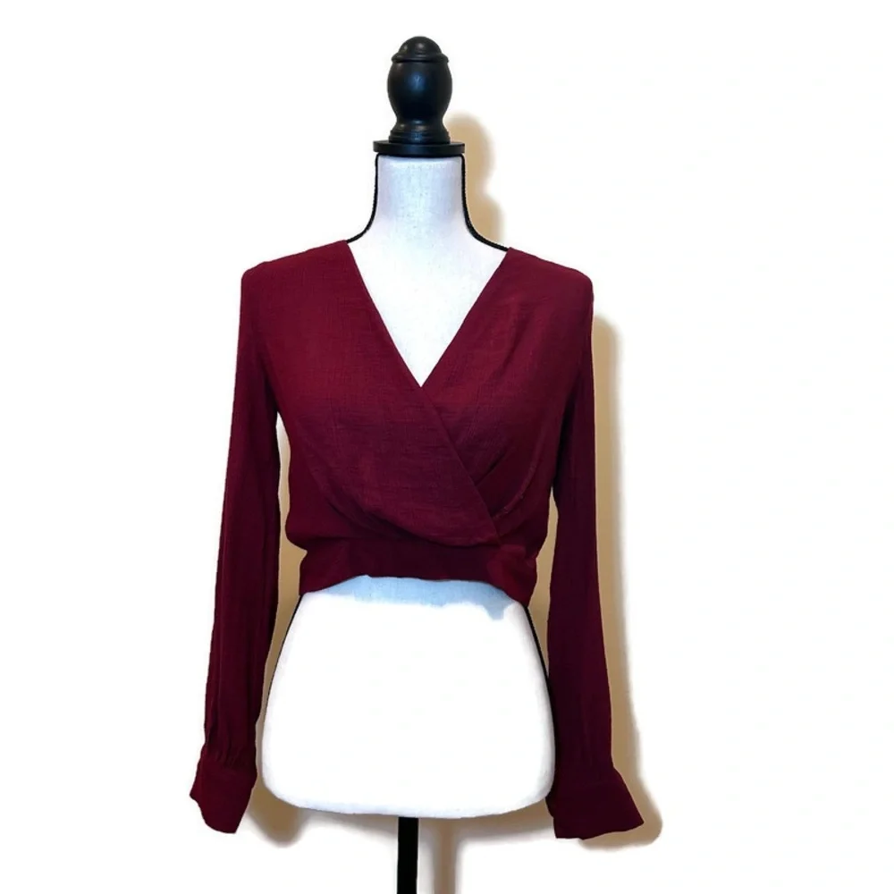 Silence + Noise Urban Ourfitters Top Women's Size XS Maroon Red Wrap Crop - Picture 4 of 14